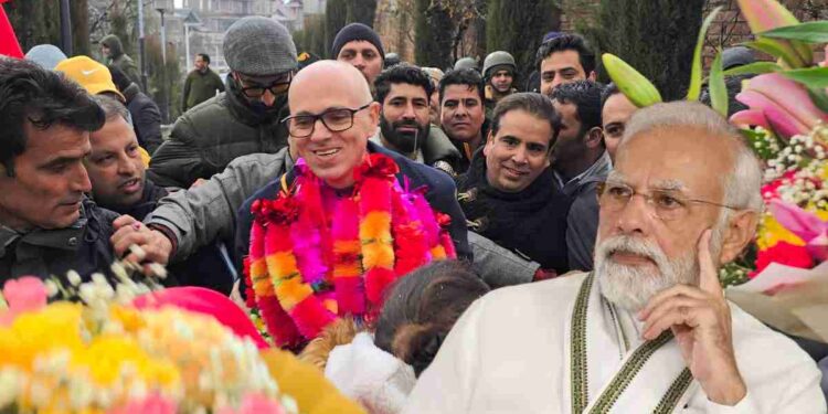 PM Modi extends wishes to Omar Abdullah PM Modi extends wishes to Omar Abdullah