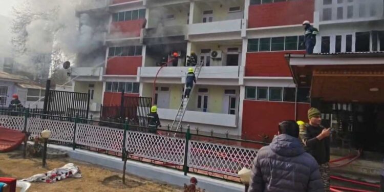 Fire Breaks Out in MLA Hostel Srinagar Fire Breaks Out in MLA Hostel Srinagar