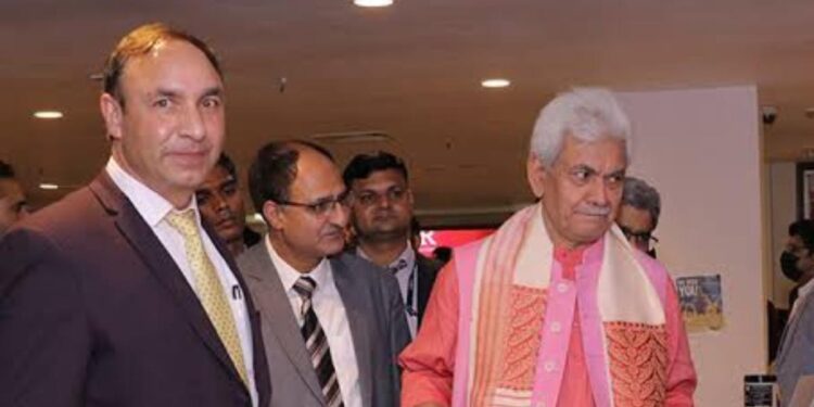 LG Manoj Sinha Extends SKUAST-K Vice Chancellor's Term by Two Years LG Manoj Sinha Extends SKUAST-K Vice Chancellor’s Term by Two Years