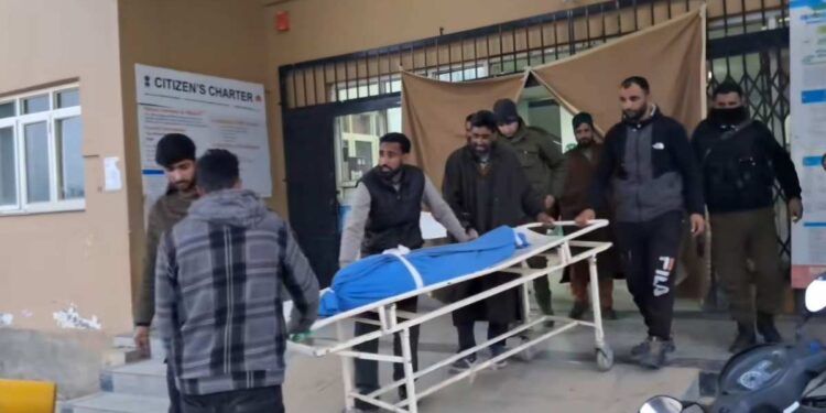 Minor Boy Dies After Falling from Tractor in Bandipora Minor Boy Dies After Falling from Tractor in Bandipora