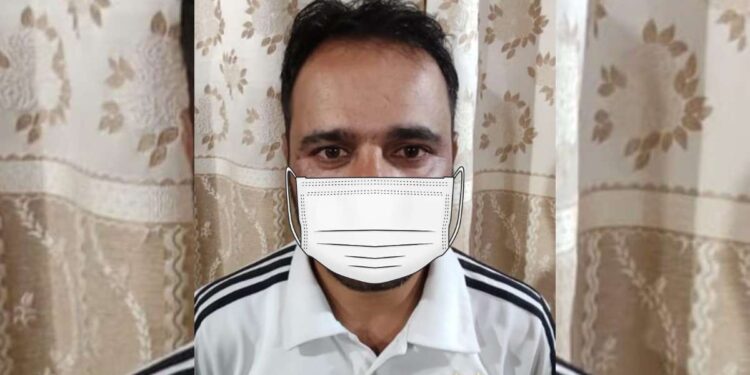 Handwara Conman Arrested in Delhi for Duping Many, Slapped with PSA in Anantnag Handwara Conman Arrested in Delhi for Duping Many, Slapped with PSA in Anantnag