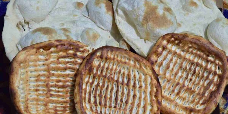 Traditional Kandur Roti Prices Revised Following Public Outcry Traditional Kandur Roti Becomes Costlier, Locals Call for Govt Intervention