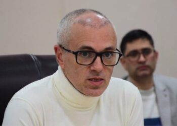CM Omar Abdullah Chairs High-Level Meeting, Directs Departments to Gear Up for Winter Adversity