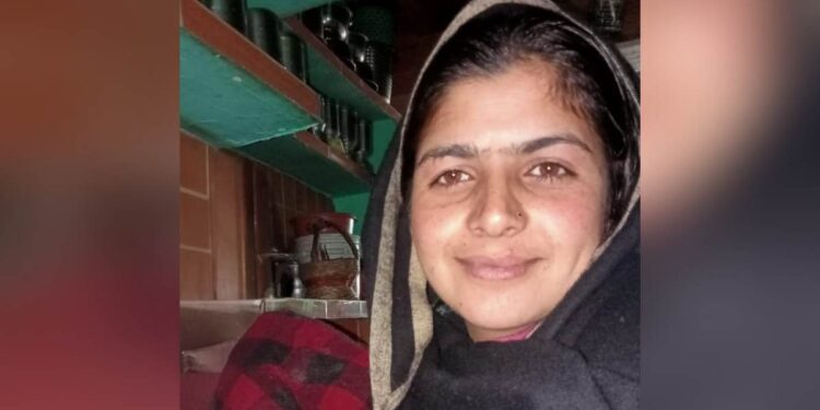 Husband, Mother-in-Law Arrested for Murder of Woman in Pahalgam Husband, Mother-in-Law Arrested for Murder of Woman in Pahalgam