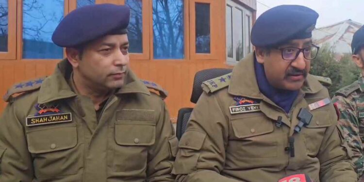 Baramulla Police Crack Pattan Grenade Attack Case; Surrendered Terrorist, His Son Among Arrested Baramulla Police Crack Pattan Grenade Attack Case; Surrendered Terrorist, His Son Among Arrested