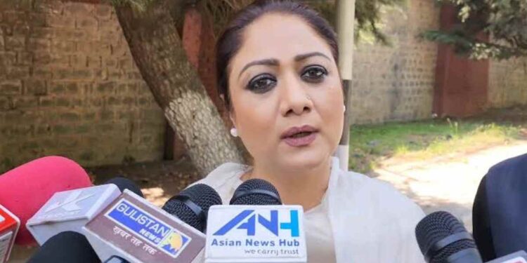 Dr. Hina Bhat Bids Farewell as Chairperson of KVIB Dr. Hina Bhat Bids Farewell as Chairperson of KVIB