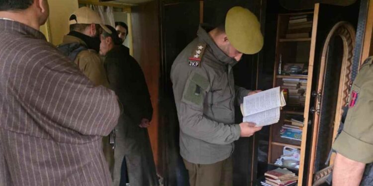 Srinagar Police Conducts Raids in Srinagar, Sopore Srinagar Police Conducts Raids in Srinagar, Sopore