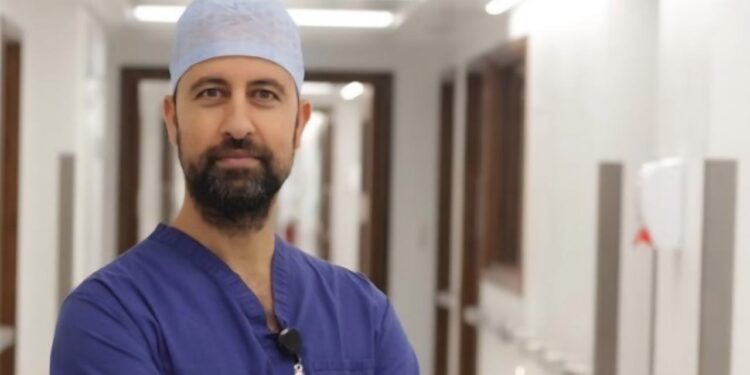 Kashmiri Neurosurgeon Honoured with MBE in UK Kashmiri Neurosurgeon Honoured with MBE in UK