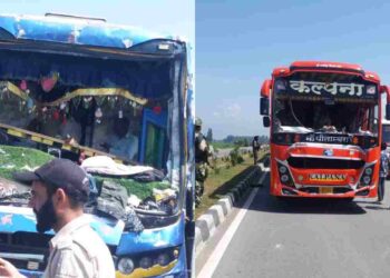 Over 10 Yatra Pilgrims Injured After 3 Vehicles Collide in Kulgam