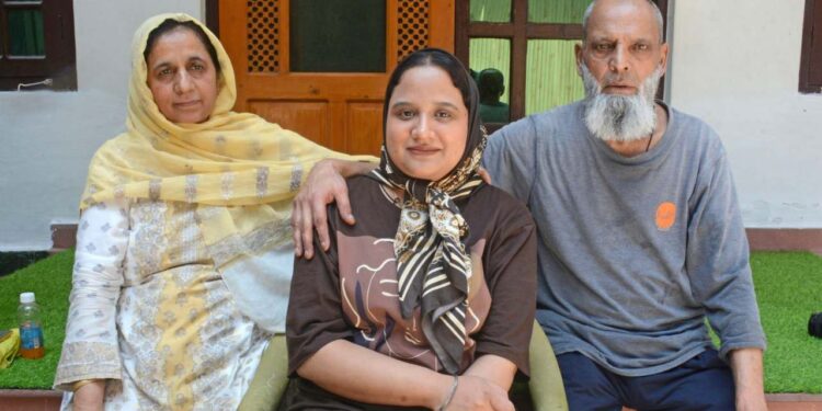 Repatriation of Kashmiri MBBS Student Sabha Rasool Underway, Says MEA Srinagar MBBS Student Saba Rasool Dies in Iran