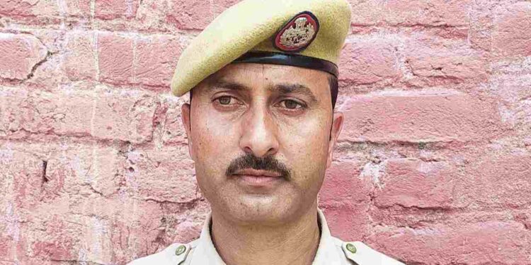 Policeman Dies of 'Heart Attack' in Srinagar Policeman Dies of ‘Heart Attack’ in Srinagar